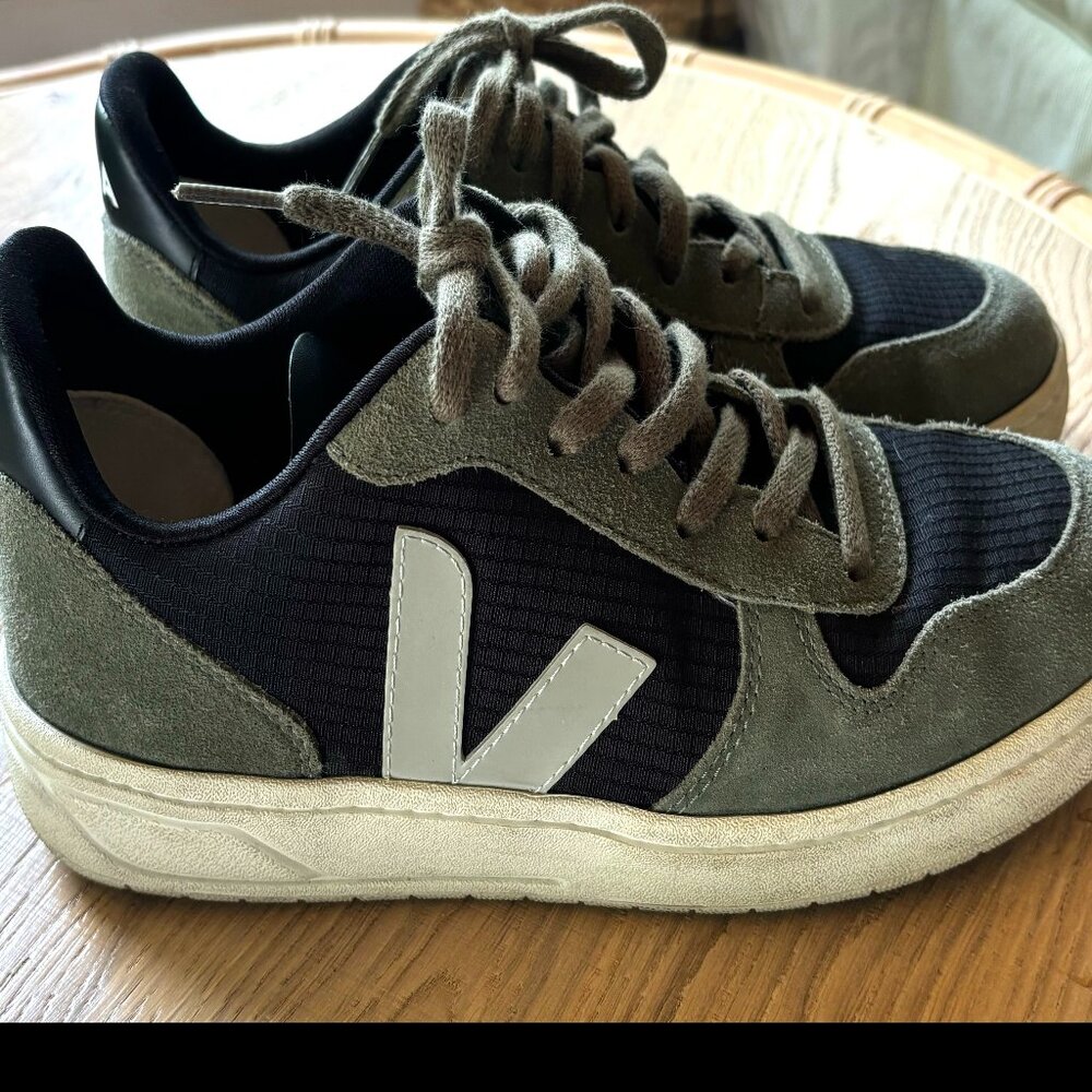 Veja sneakers